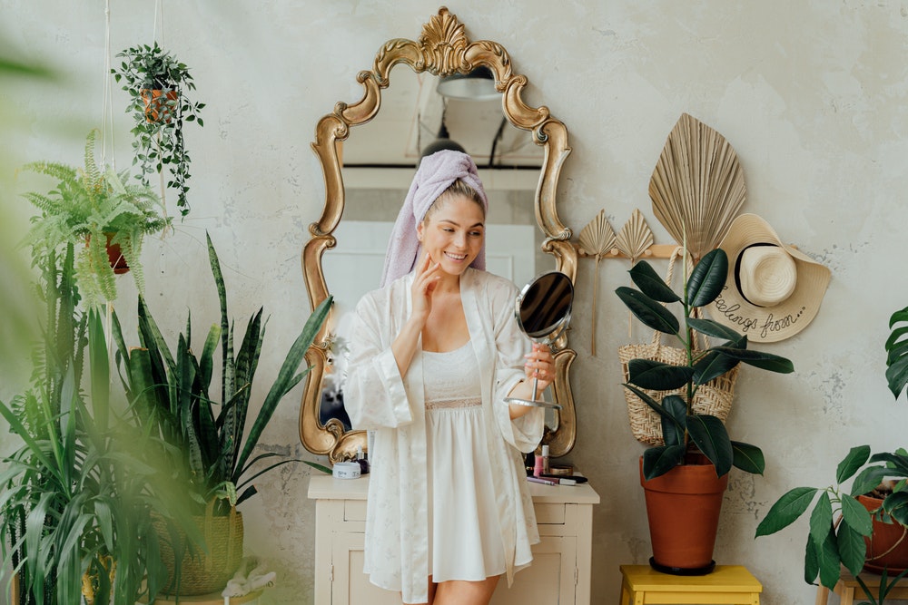 Principales beneficios del tónico de agua de rosas para la piel